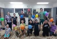 Дружная компания