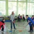 Плечом к плечу